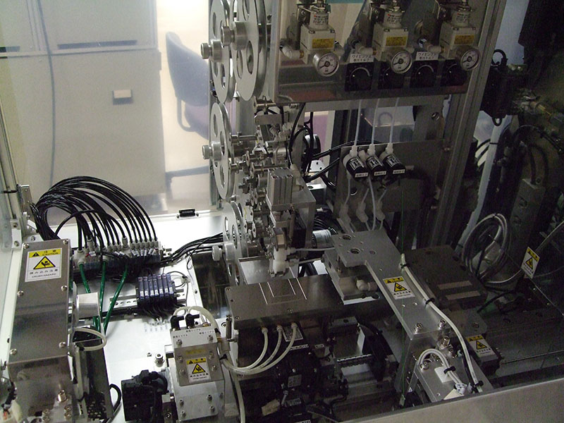 大きさに関係なくスピディーに組立可能。